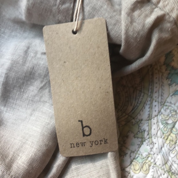 B New York linen crop trousers. Very comfy. - Picture 3 of 6